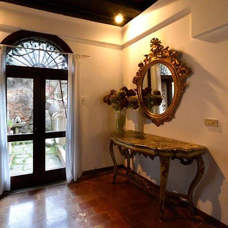 Appartamento Garden Ca' Rezzonico Venedig Exteriör bild